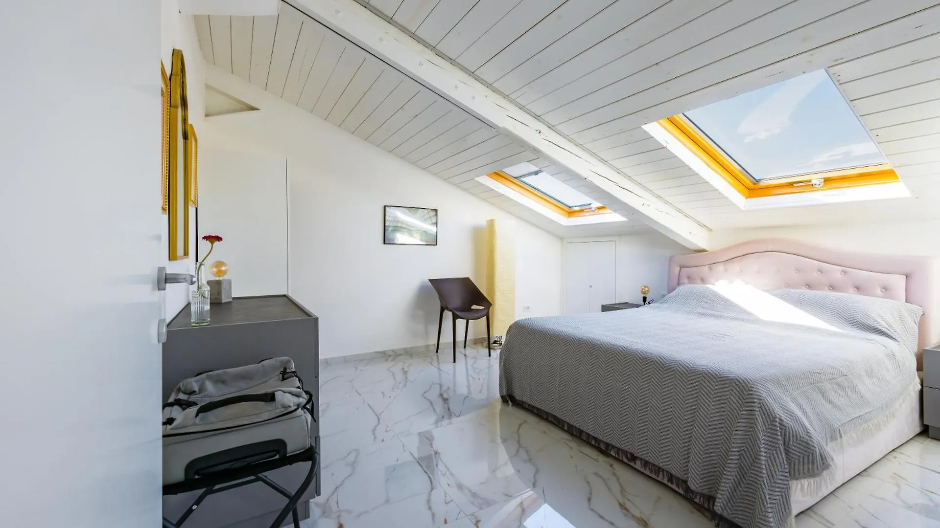 A Quiet Space Nápoles Apartamento