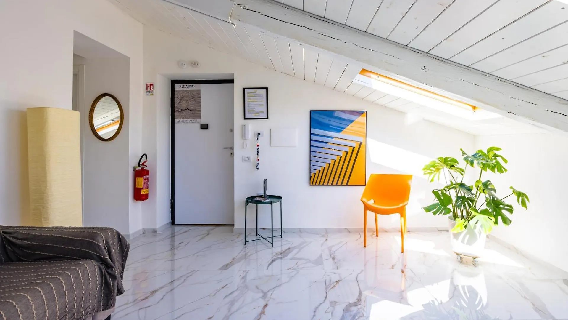 A Quiet Space Naples